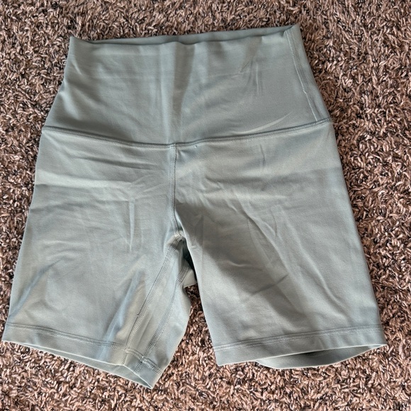 Lululemon Align Shorts 6” - Picture 1 of 2
